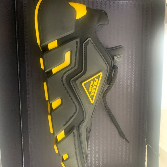 Prada 100% Authentic Item. Women shoe size 8 1/2. Men 5 1/2. From Parada store. - Picture 6 of 13